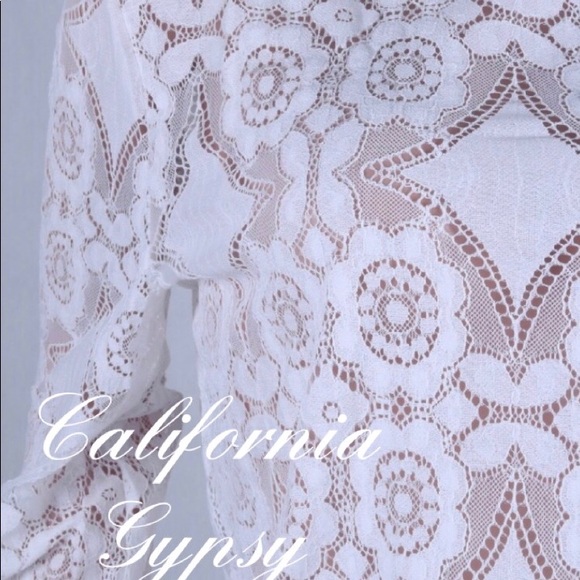 LAST ONE🎉Lace High Neck Blouse - Picture 4 of 16